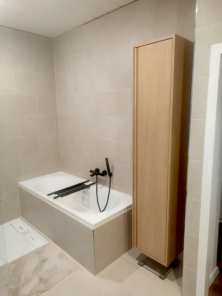 Installation einer Badewanne durch Weigant SHK | Sanitär Heizung und Klima in Schwelm